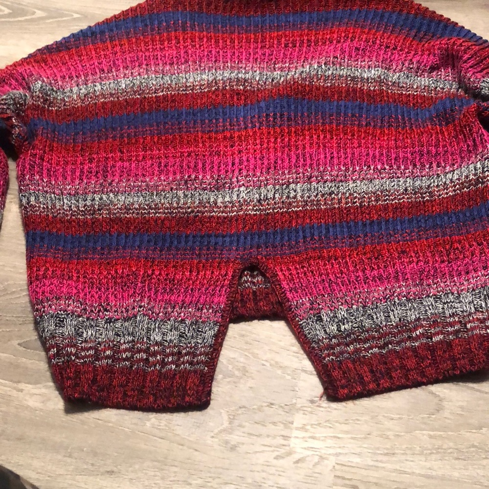 * Express Sweater - Small - Picture 6 of 8